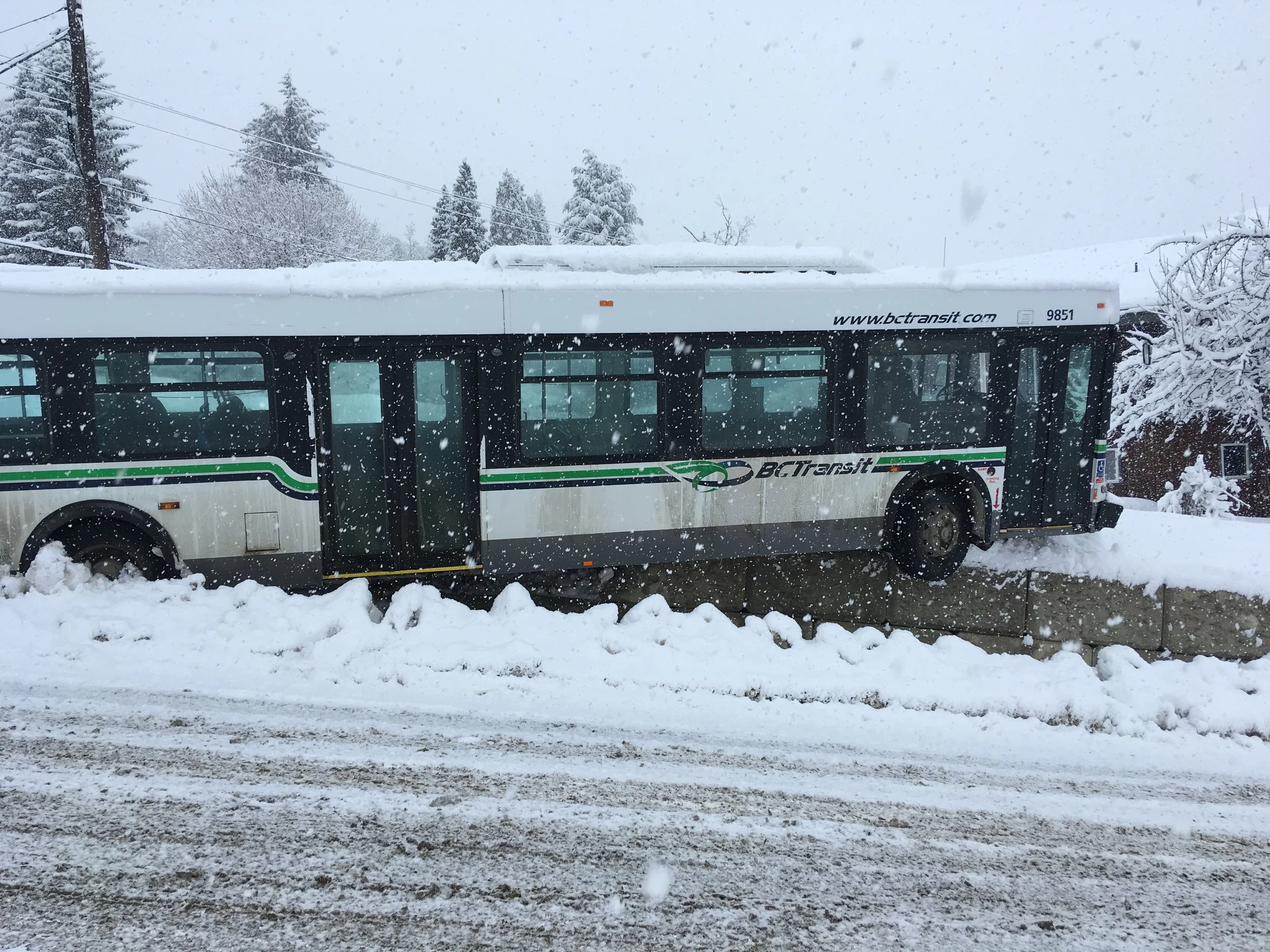 No one injured in bus crash