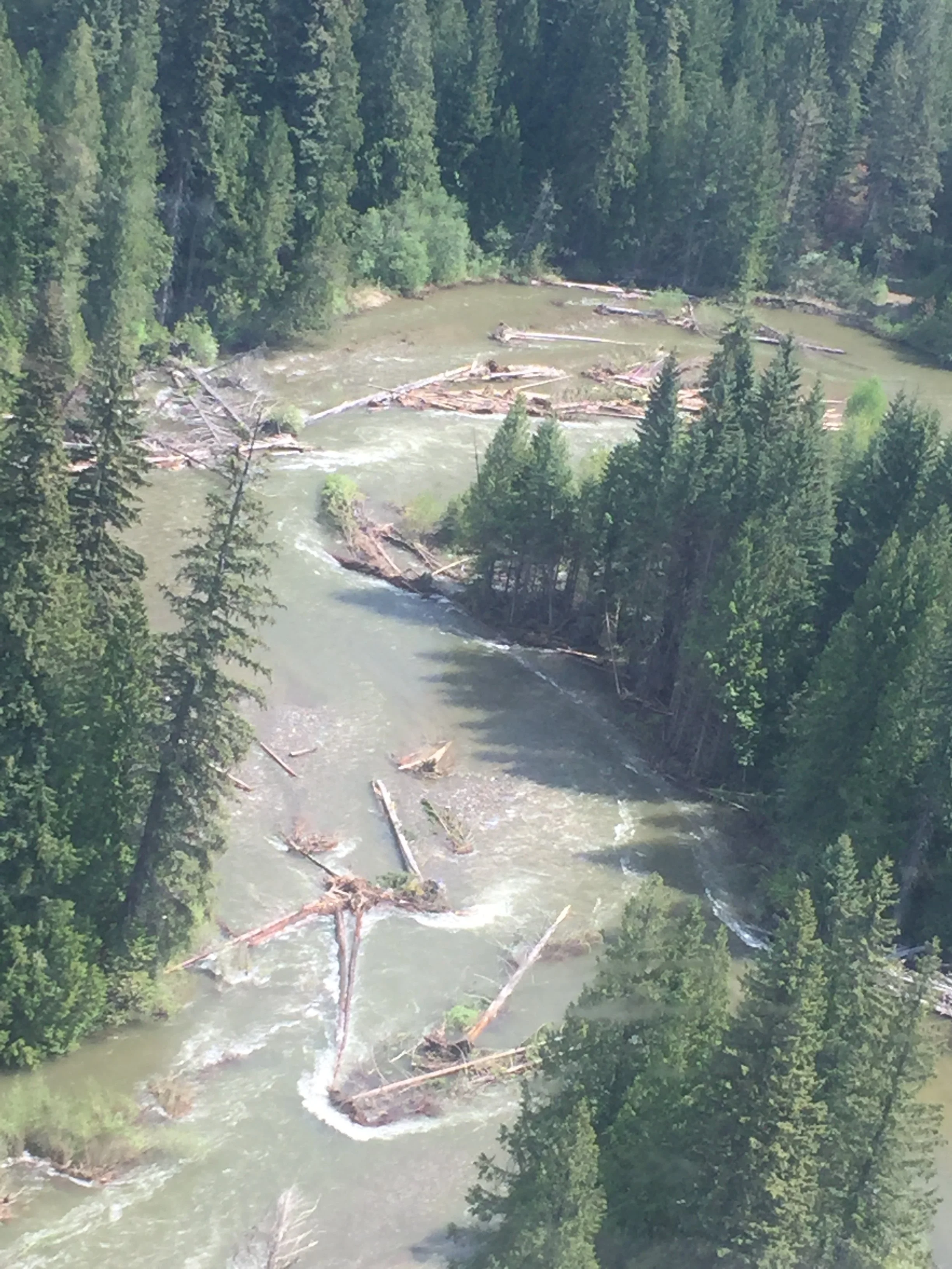 Flood protection efforts continue in Salmo, Firefighters arrive to lend a hand