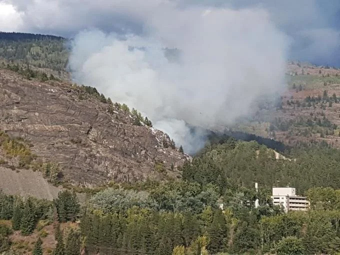 Wildfire near Trail hospital at 0.8 hectares