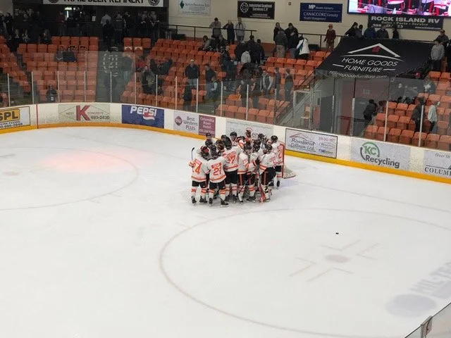 Two Third-Period Goals Lifts Smoke Eaters Past Vipers