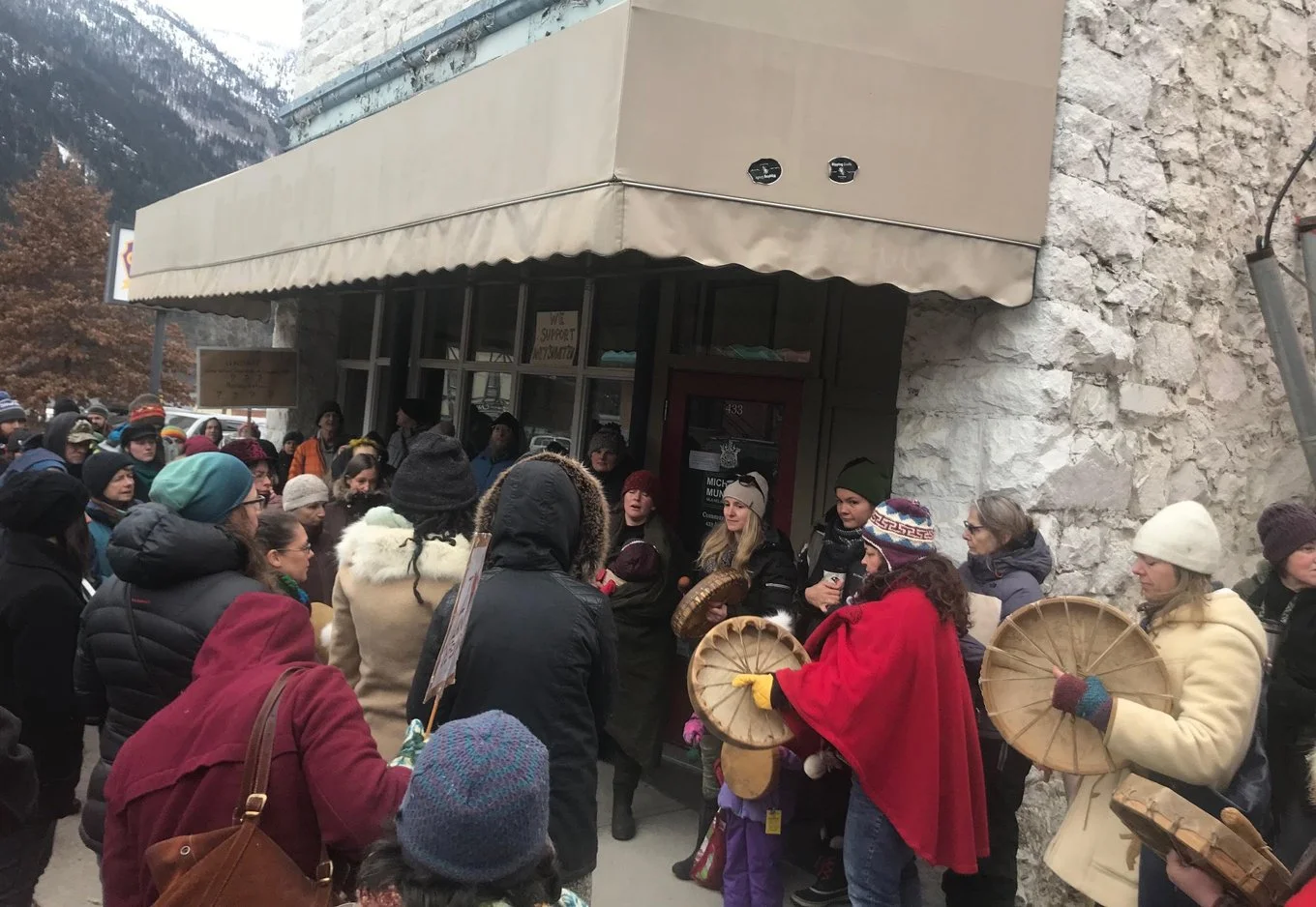 Nelsonites rally to support Wet'suwet'en pipeline blockades
