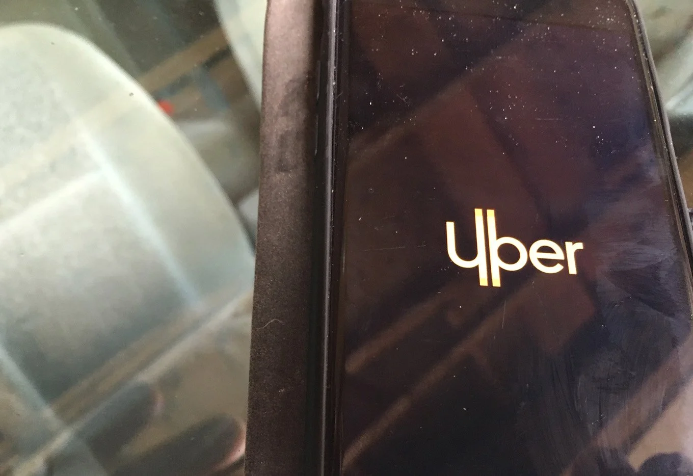 Province announces regulation, insurance policy for ride-hailing services