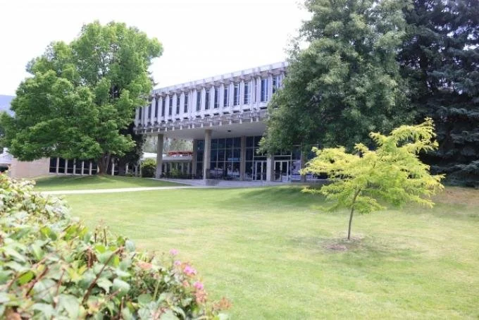 Province boosts emergency funding supports for students