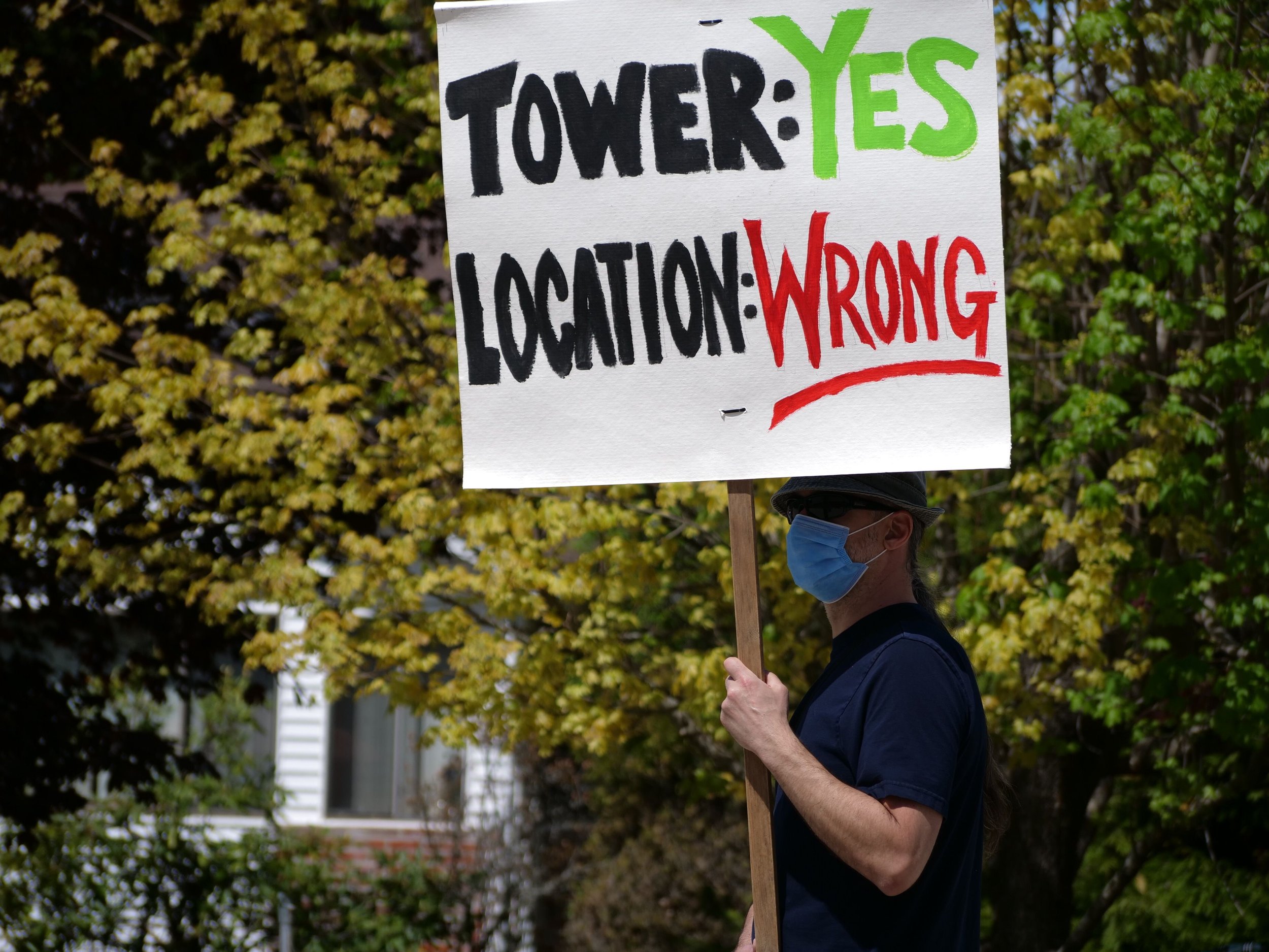 Riondel residents take protest of new Cell Tower location to the streets