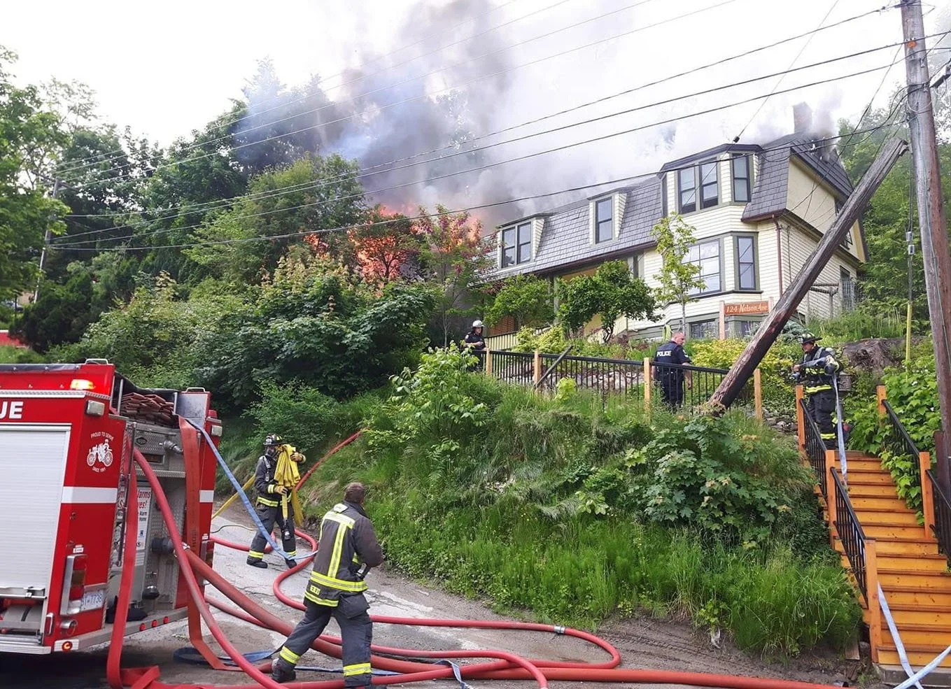 Early morning fire rips through house on Chatham Street