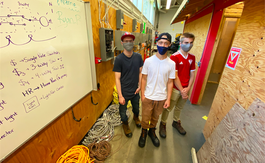 Selkirk College Adopts Mandatory Face Mask Policy
