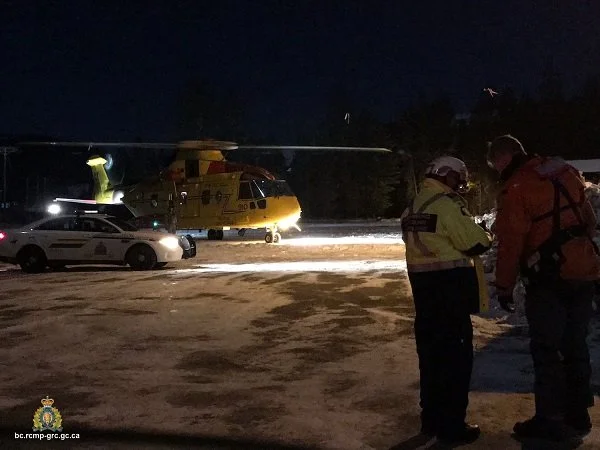 Canadian Armed Forces assist Midway RCMP to rescue officer, prisoner in distress