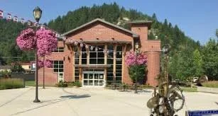 Castlegar mayor resigns, city clarifies what's next