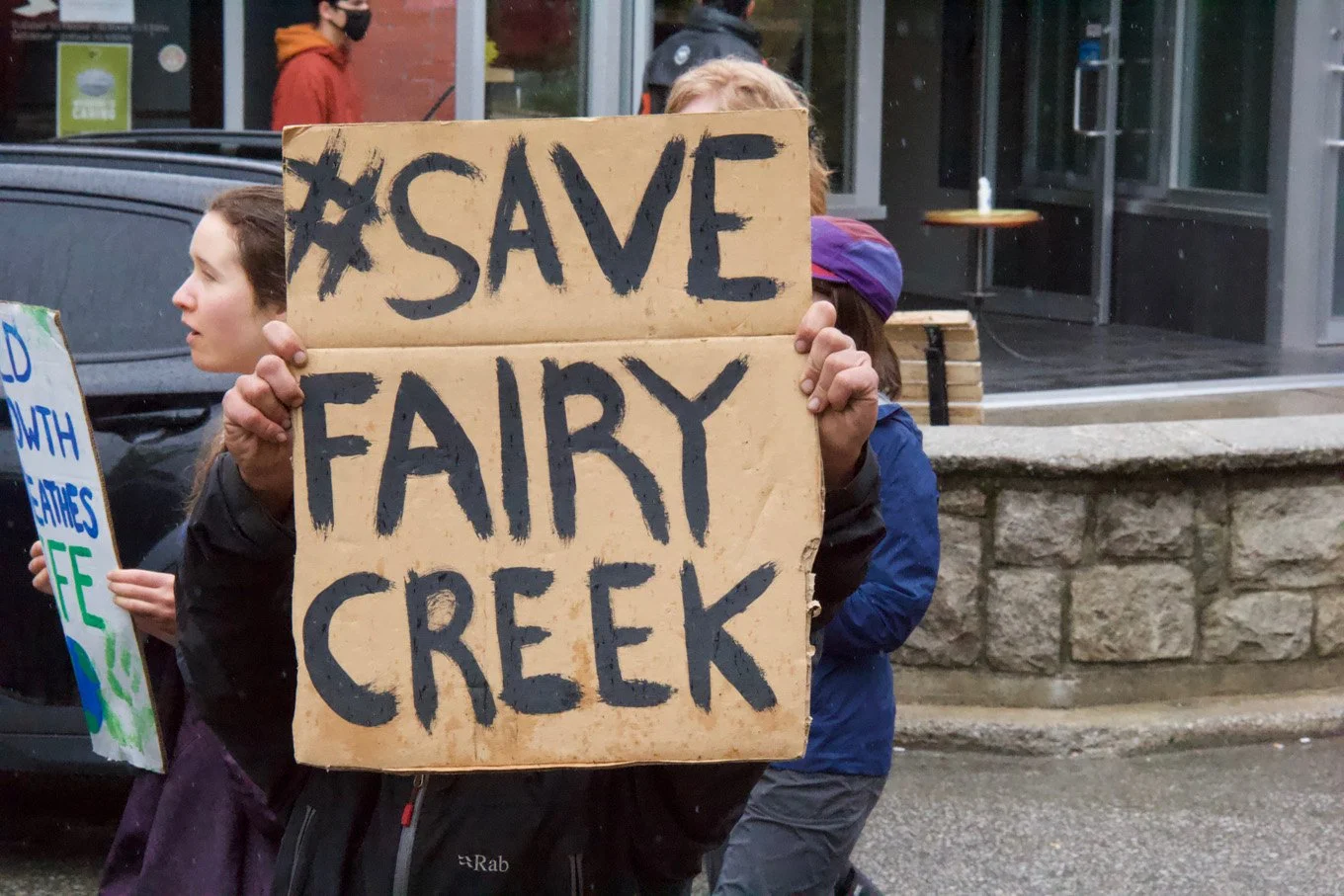 Hišuk ma c̕awak declaration will not halt activists at Fairy Creek