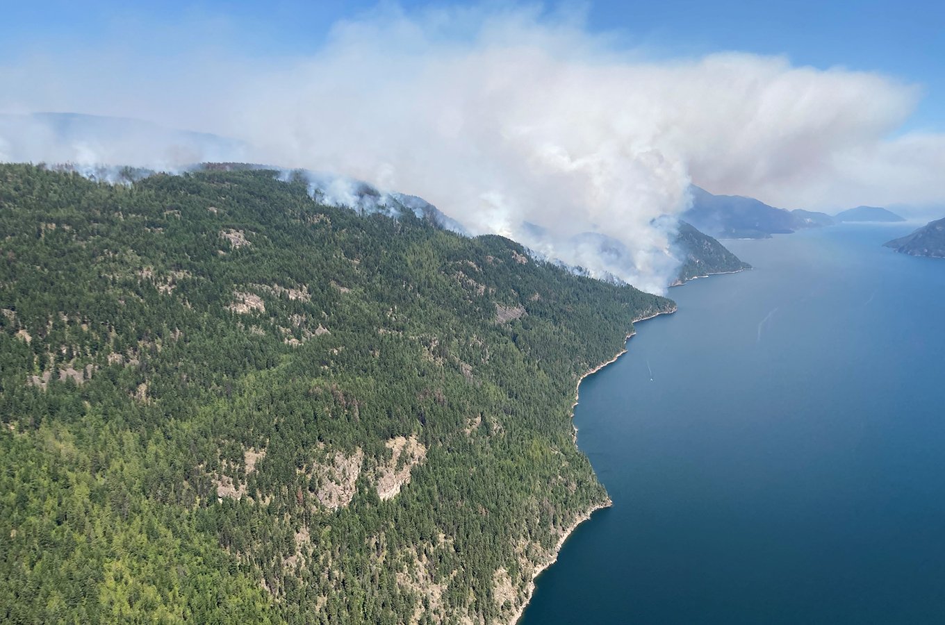 Update on wildfires of note burning in the Southeast Fire Centre, RDCK Evacuation Order for Octopus Creek wildfire