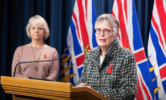 Province announces booster dose, next step in COVID-19 immunization plan