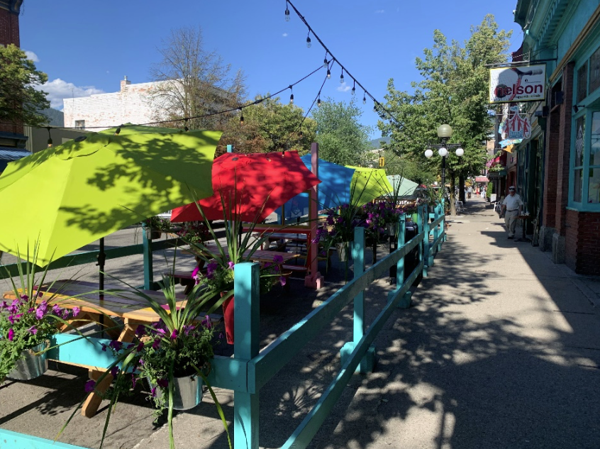Taking it outside: the way for another season on the deck in the downtown paved by new resolution