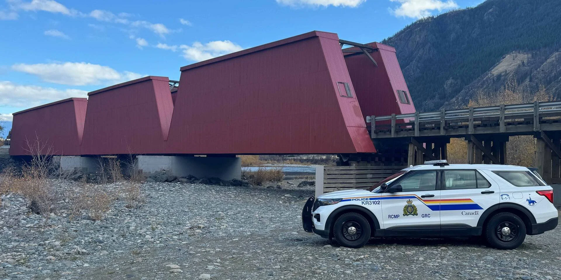 Keremeos RCMP seek witnesses after fatal crash into Similkameen River