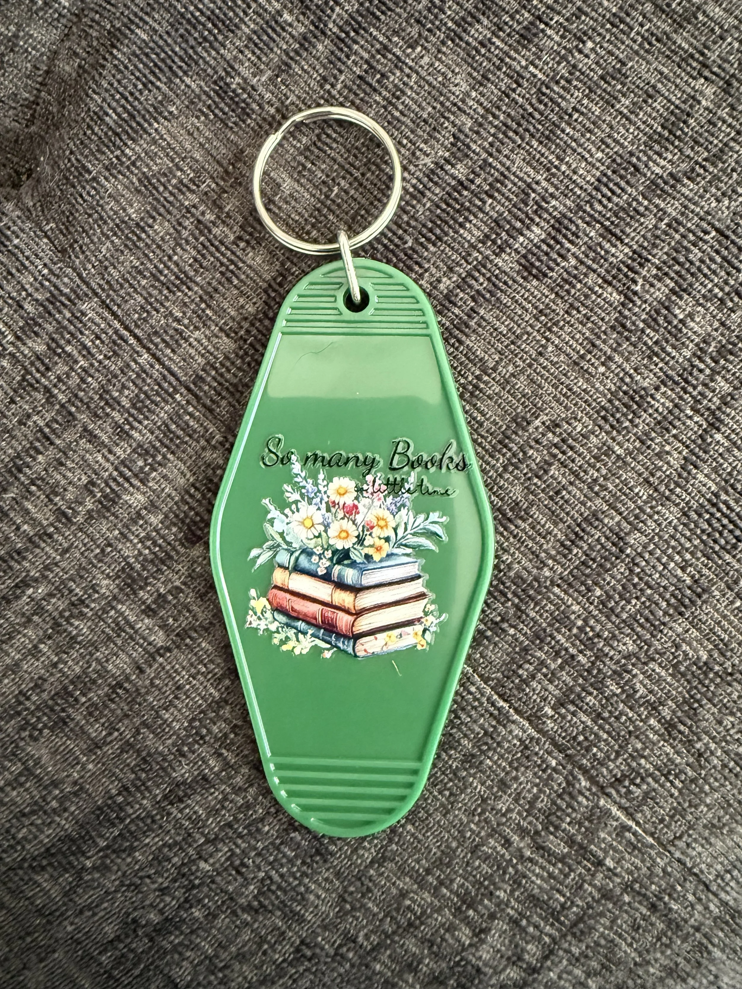 'So Many Books' Literary Keychain