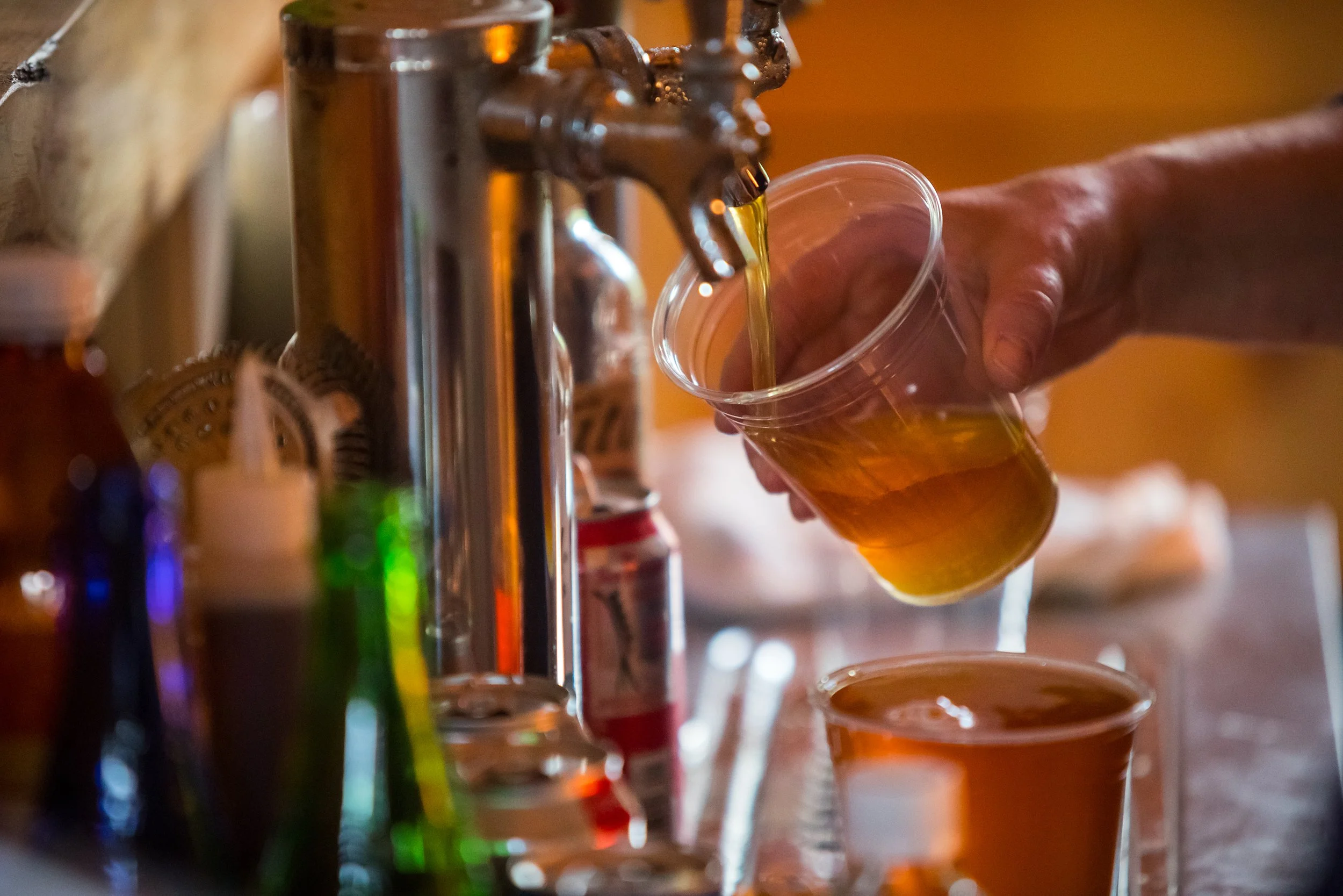 Hut Bar (2).jpg