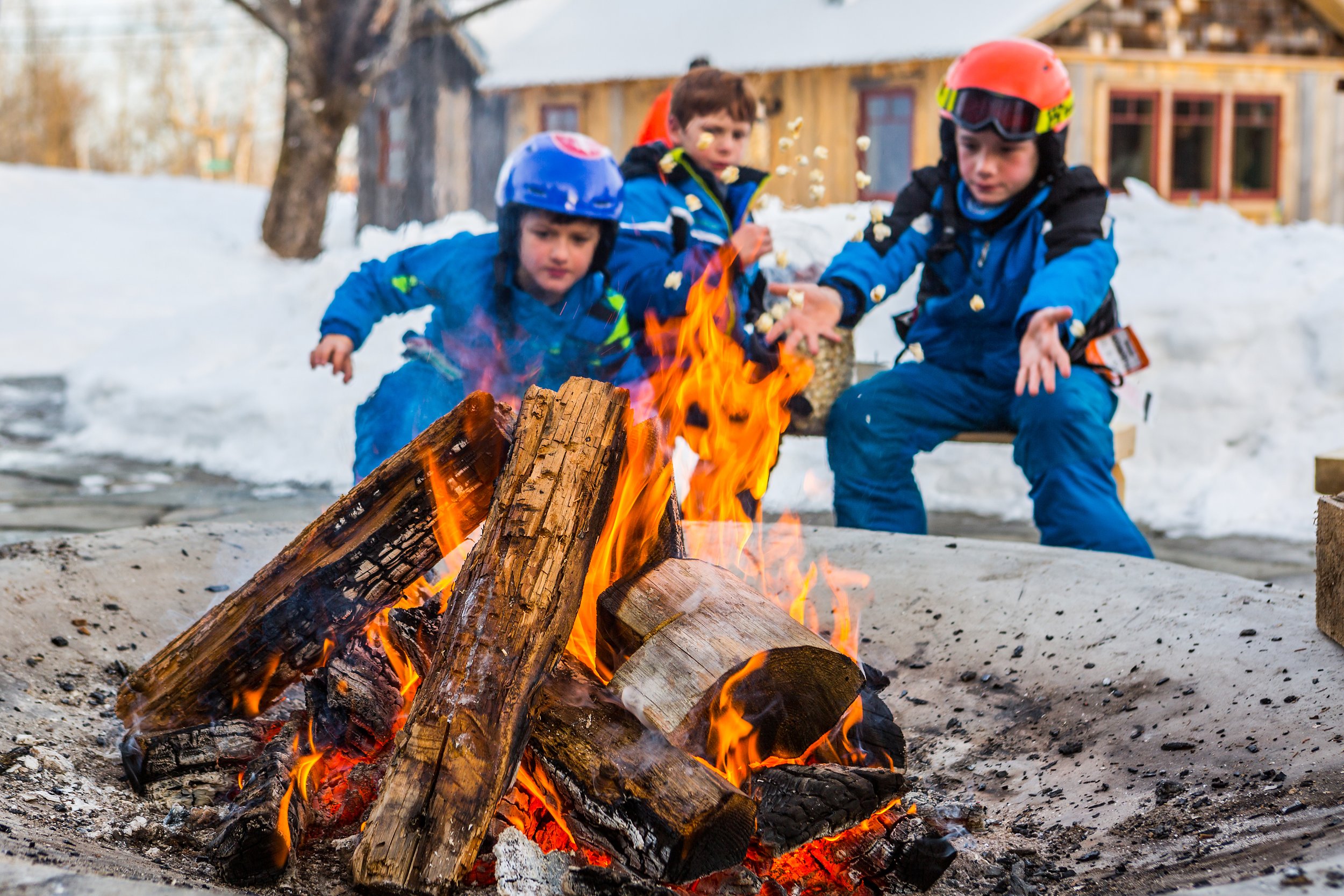 Kids Firepit Winter.jpg