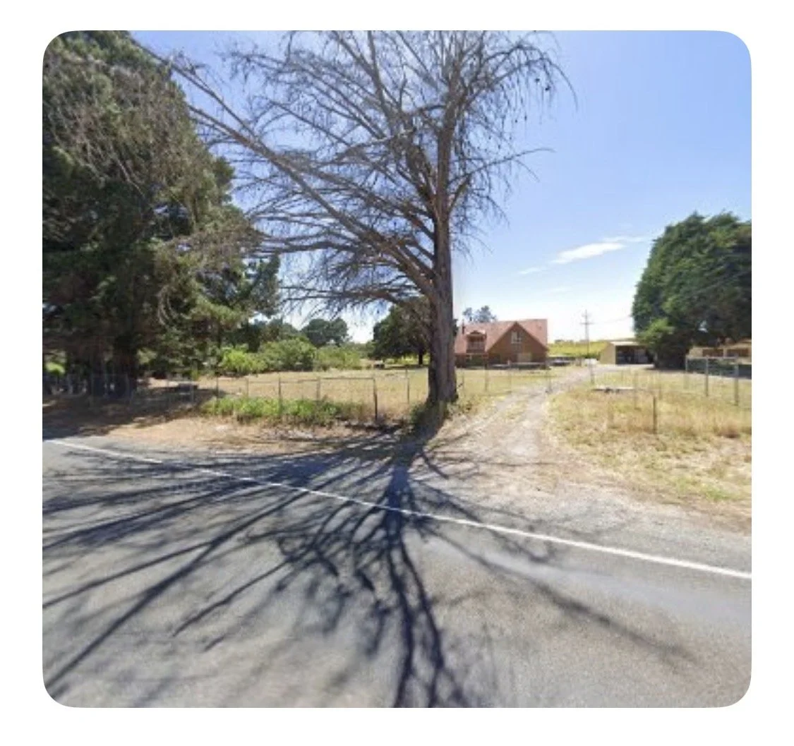 House Among a Tranquil Vineyard Estates , Nangkita SA 5210