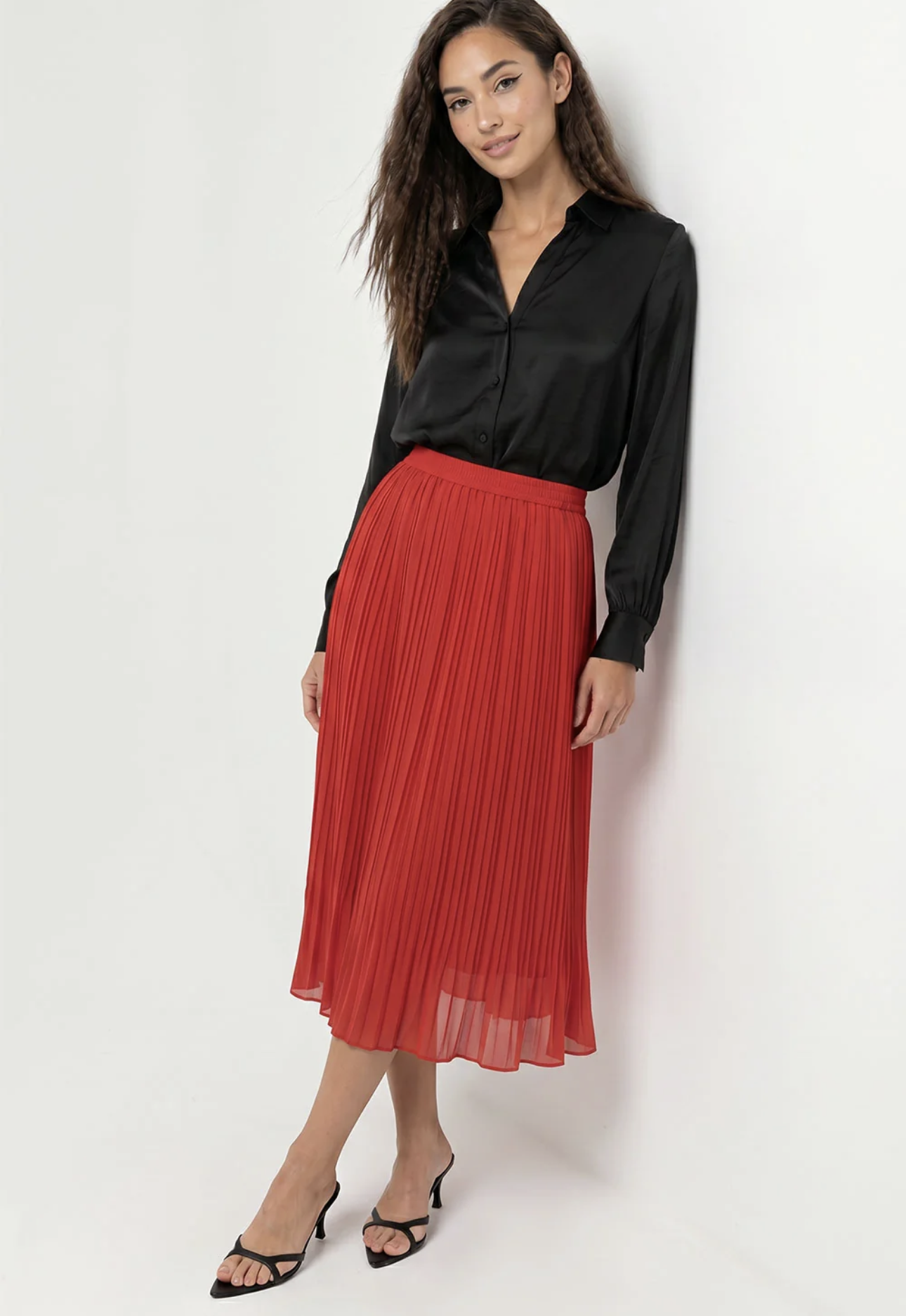 Pleated Midi Skirt With Lining – Naked Zebra Wholesale.png