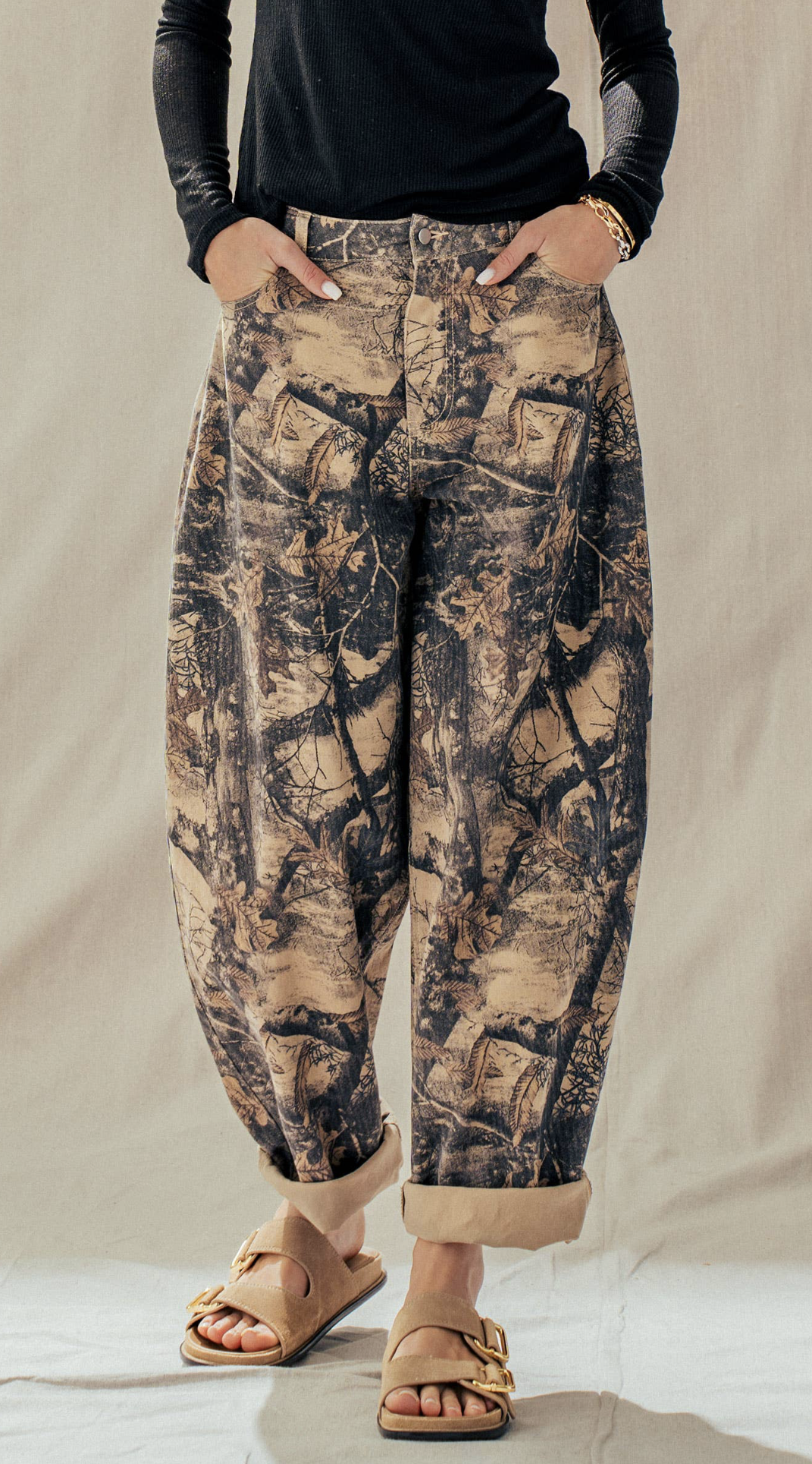 Camo Print Cotton Balloon Pants  Urban Daizy.png