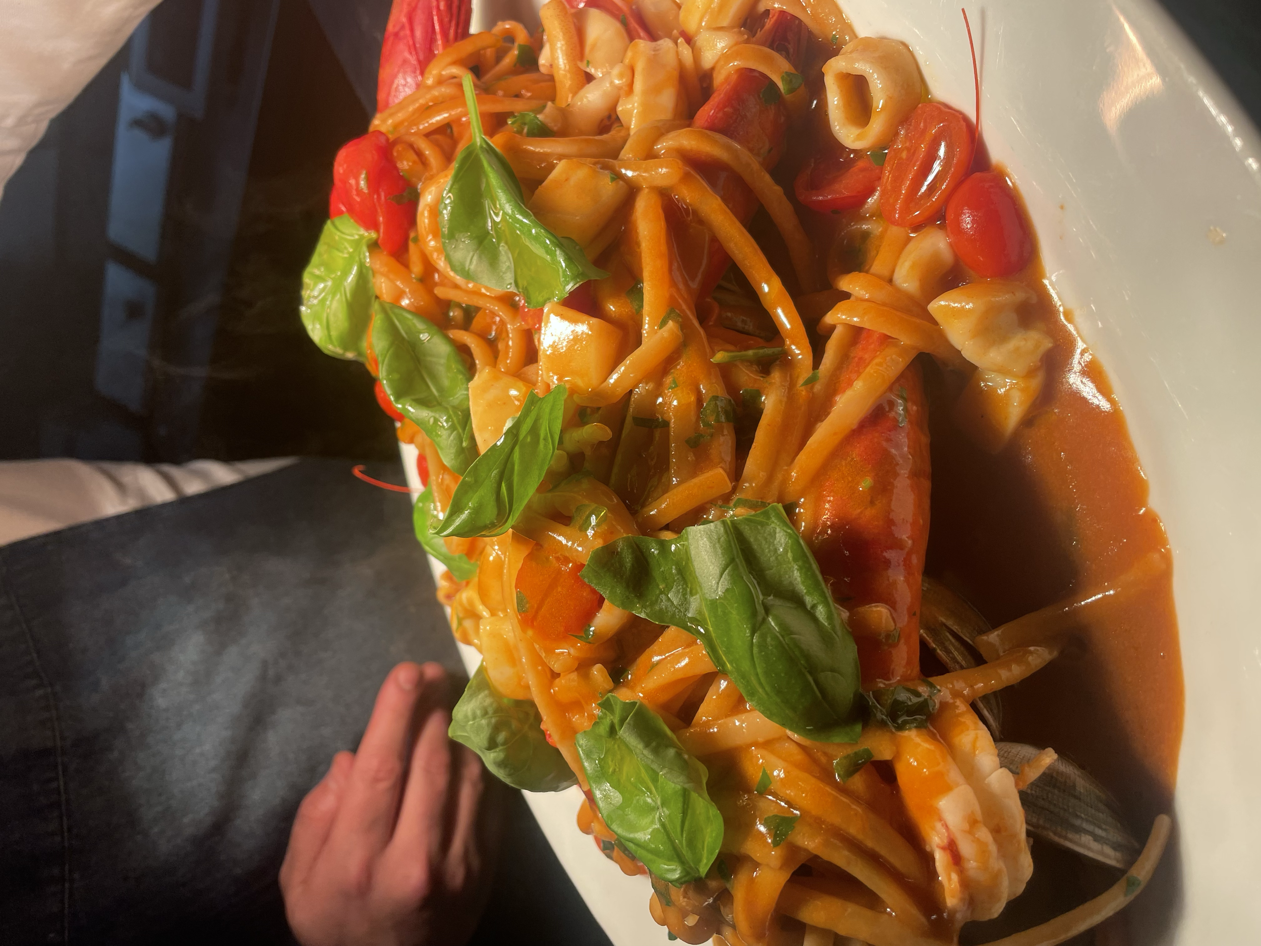 Linguine Pesciolini con crostacei e frutti di mare