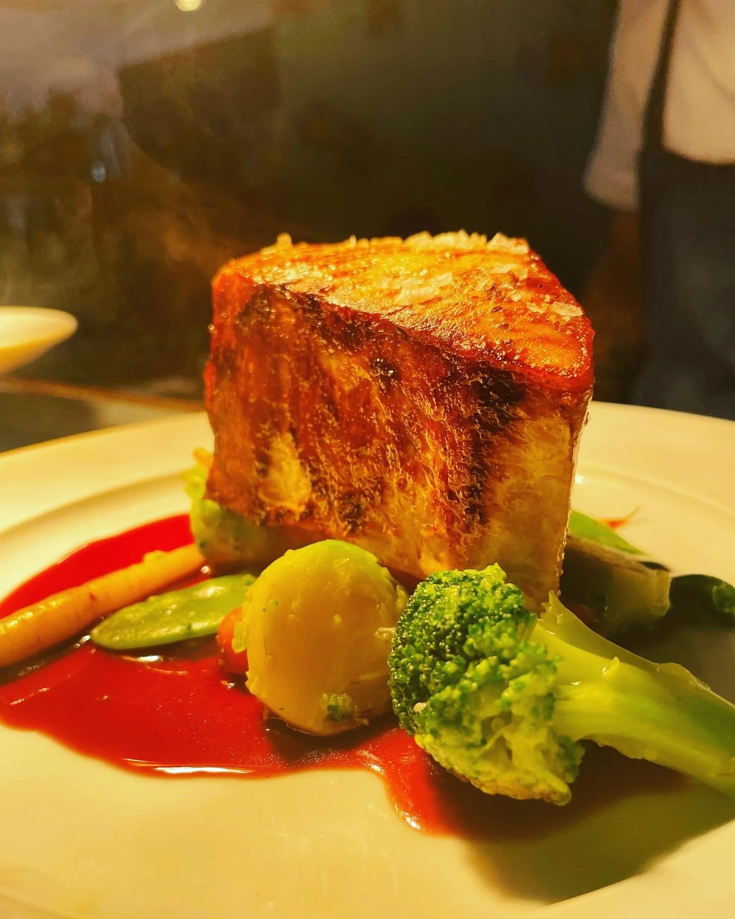 Pesce spada alla griglia e verdure