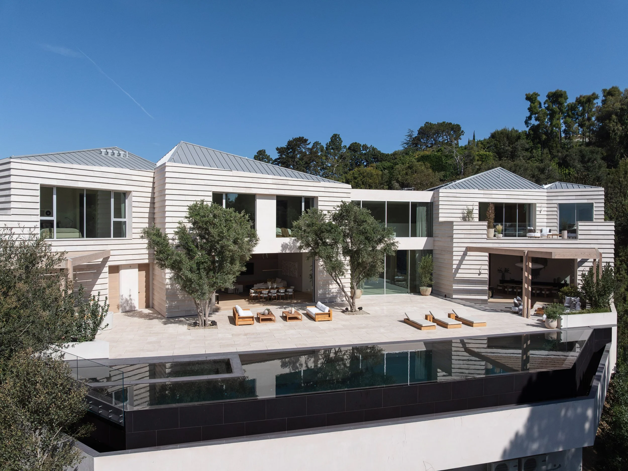 680Sarbonne-25-©MikeKelley-Small.jpg
