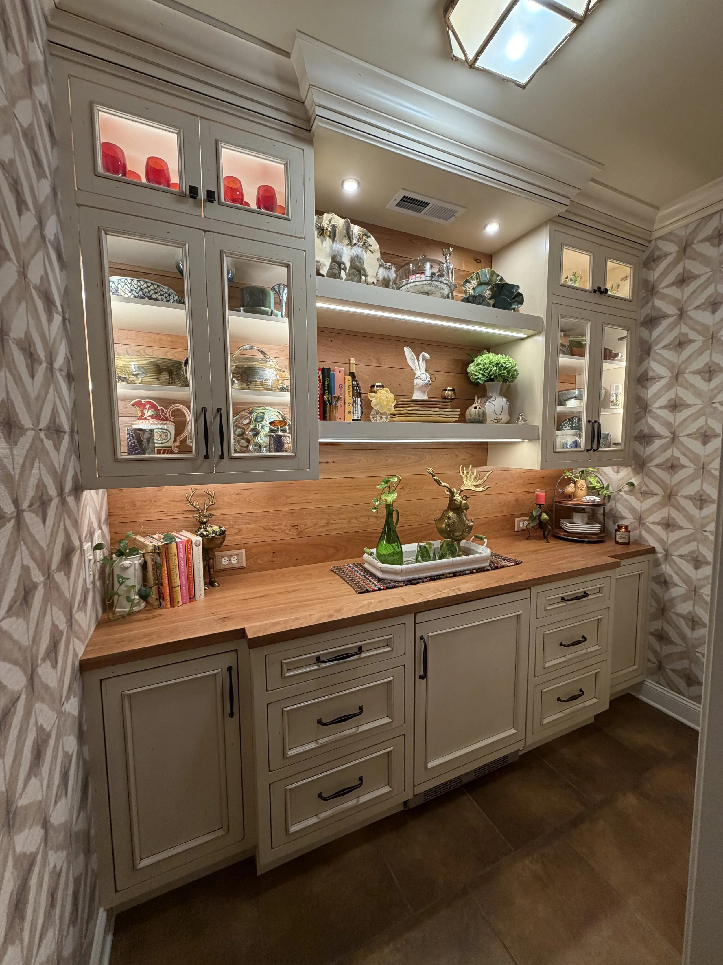 Butler's Pantry · Remodel