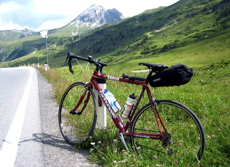 Vacances à vélo: X essentiels à apporter avec vous