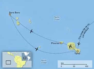Carte maritime montrant un voyage entre Bora Bora, Moorea et Tahiti dans le territoire français de Polynésie, avec des lignes de navigation, des distances indiquées et un petit graphique de la région