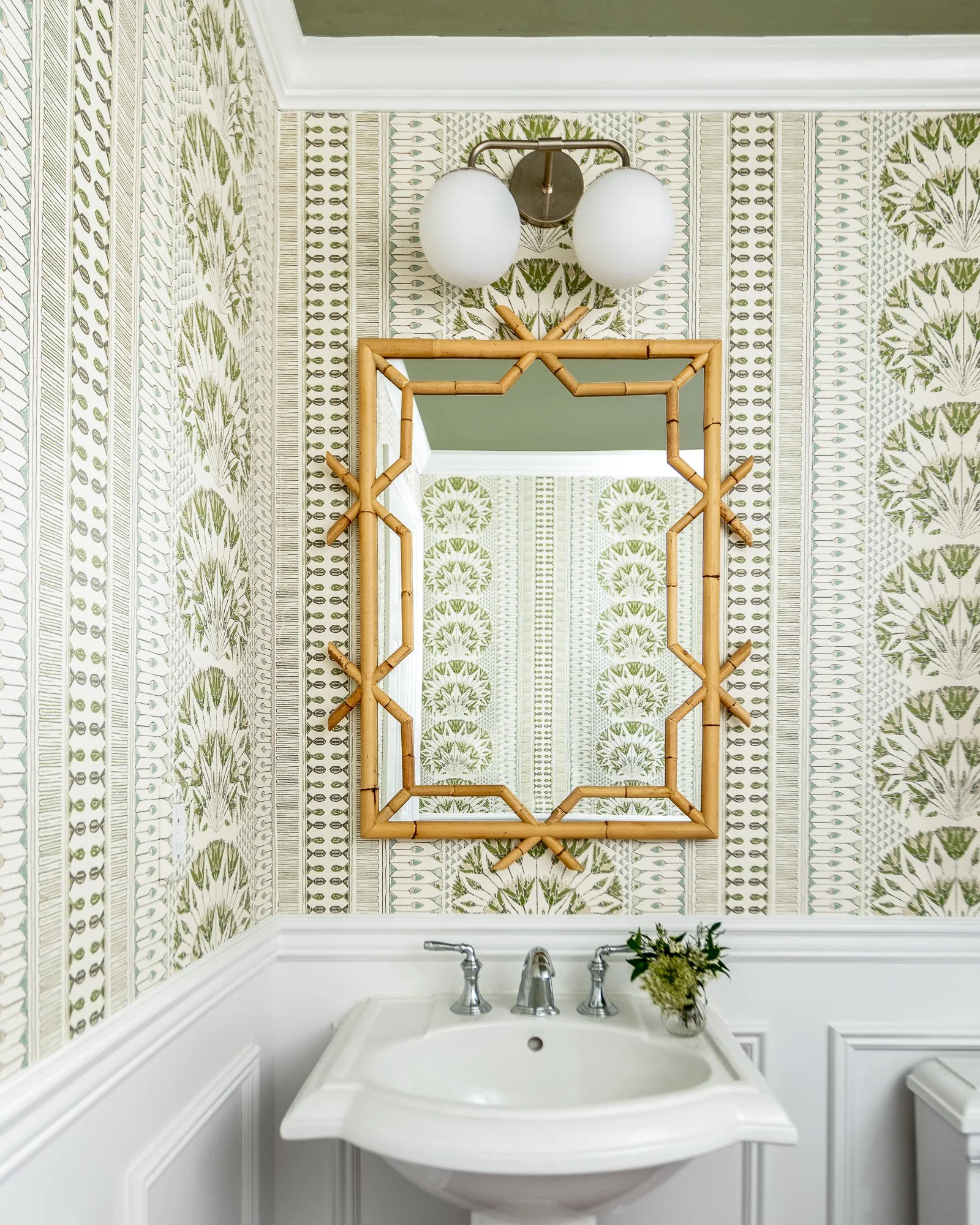 redclover_3-22_powderbath_web.jpg