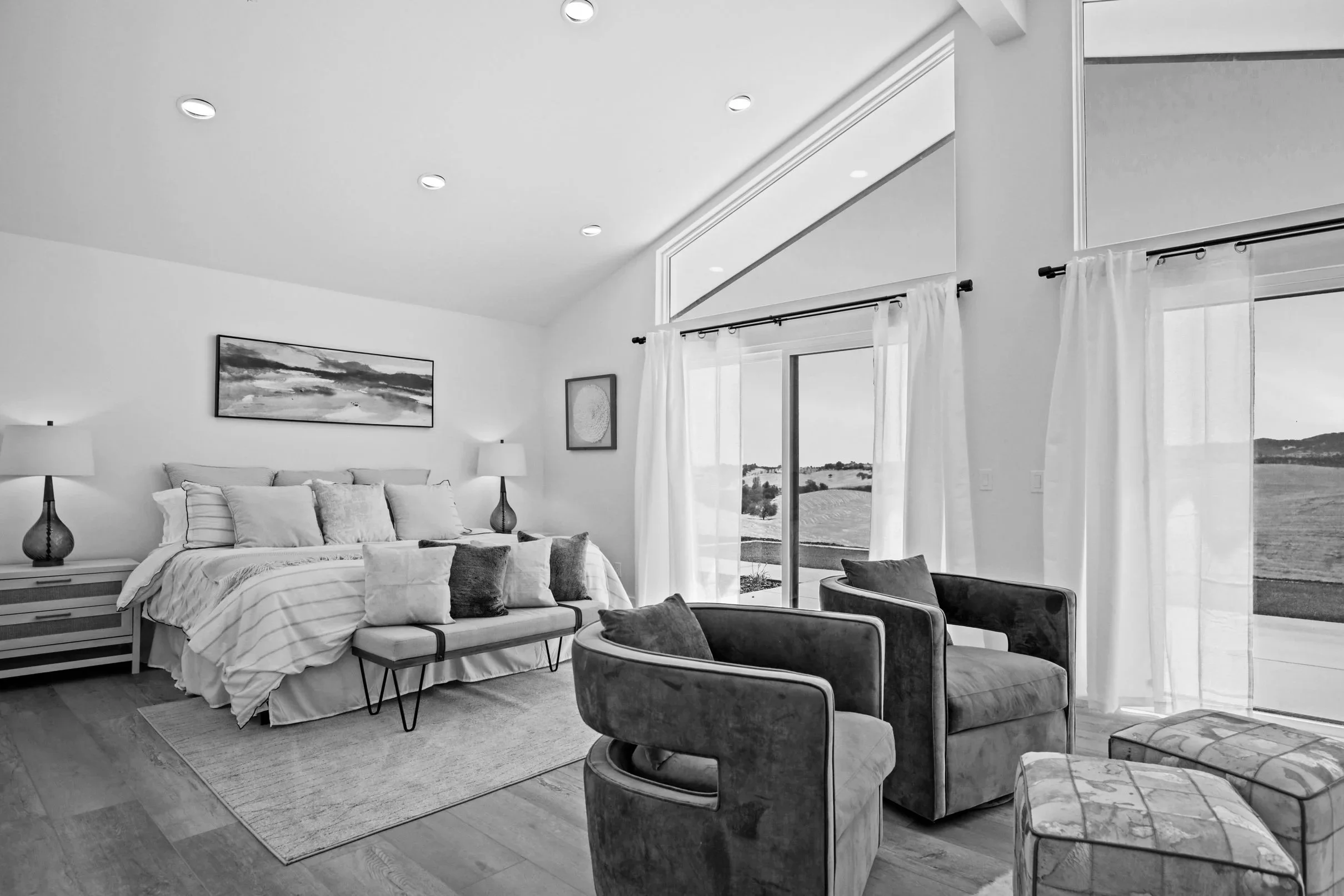 Luxury guest room at Sona Hills in Paso Robles.