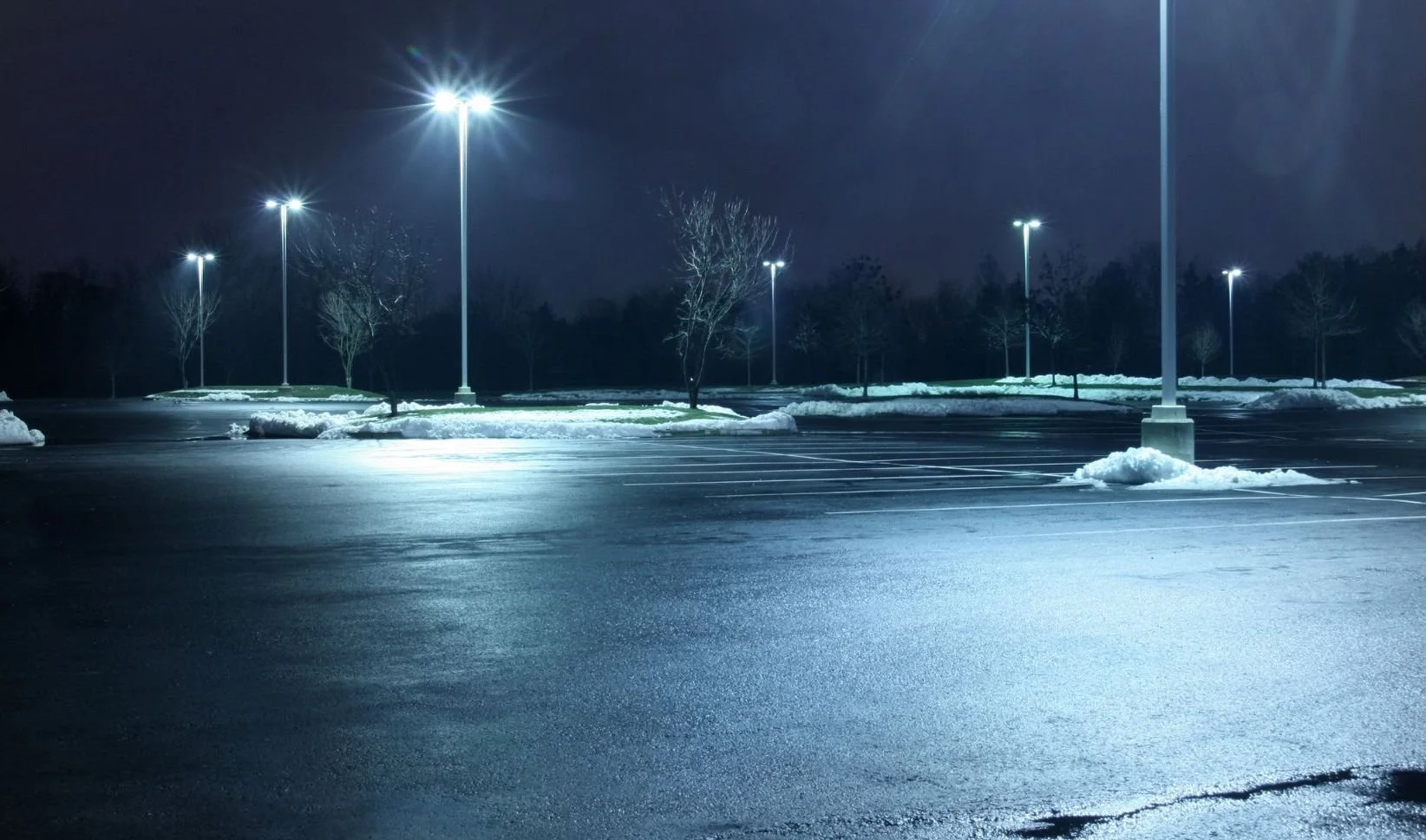 Winter vs. Summer Asphalt Maintenance
