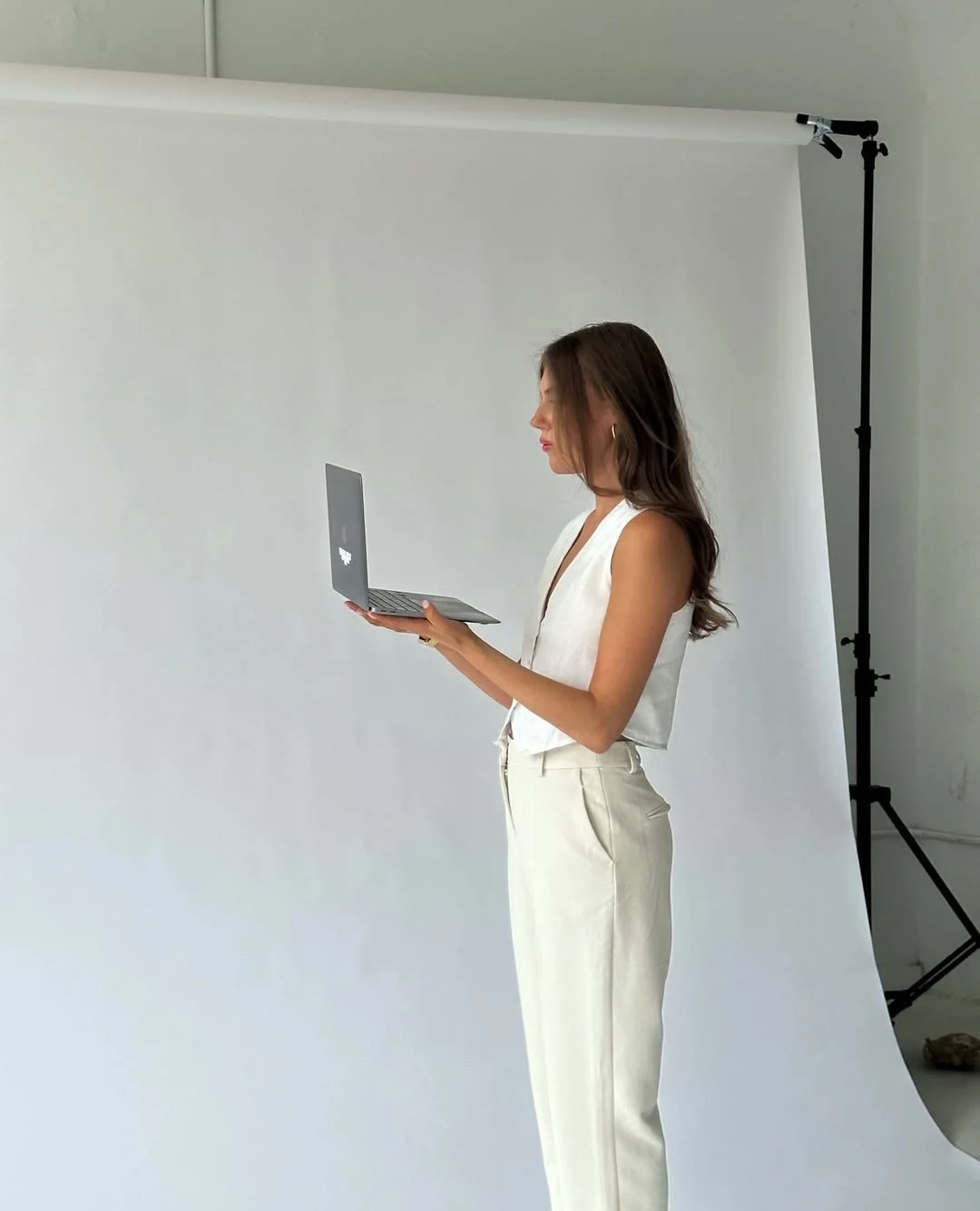 cosmos_465247134.webp