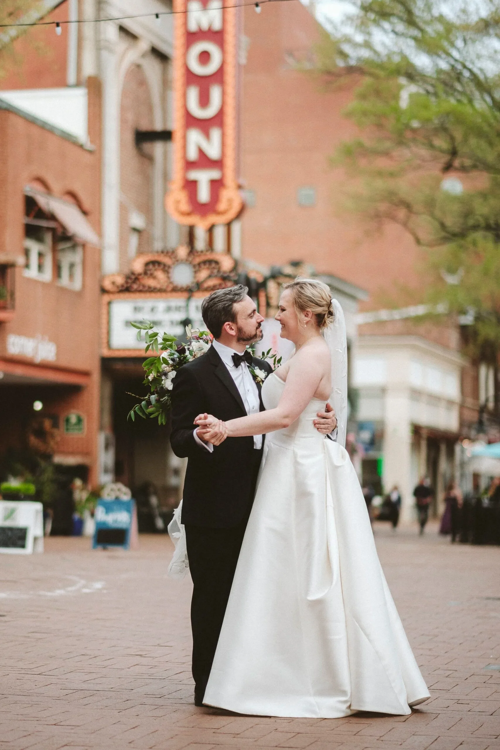 A Classic Charlottesville Celebration: Carly and Ben’s Wedding