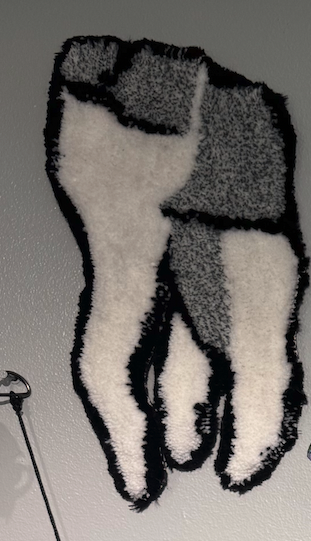 Smaller tufted teeth