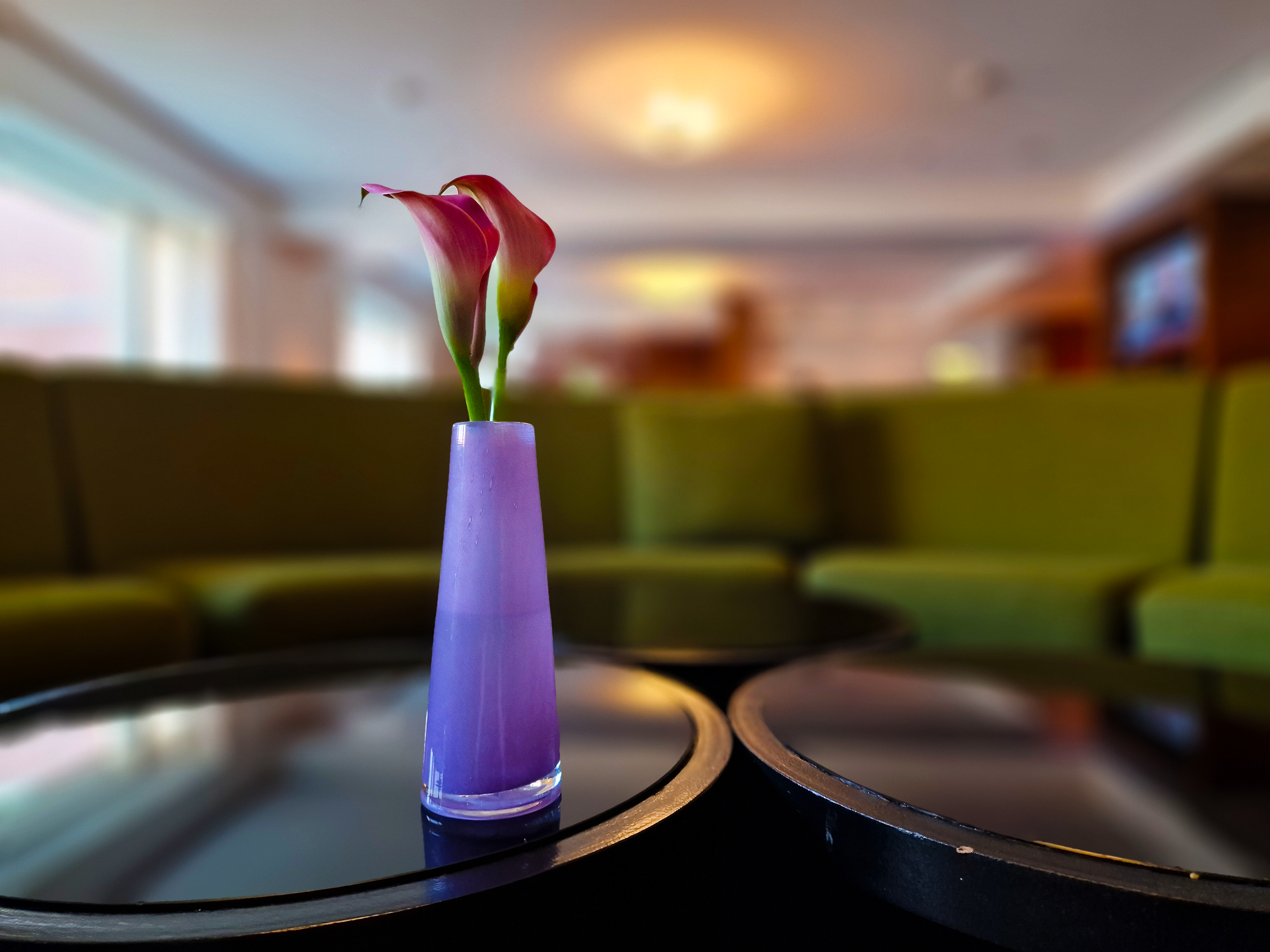 Lounge Flower.jpeg