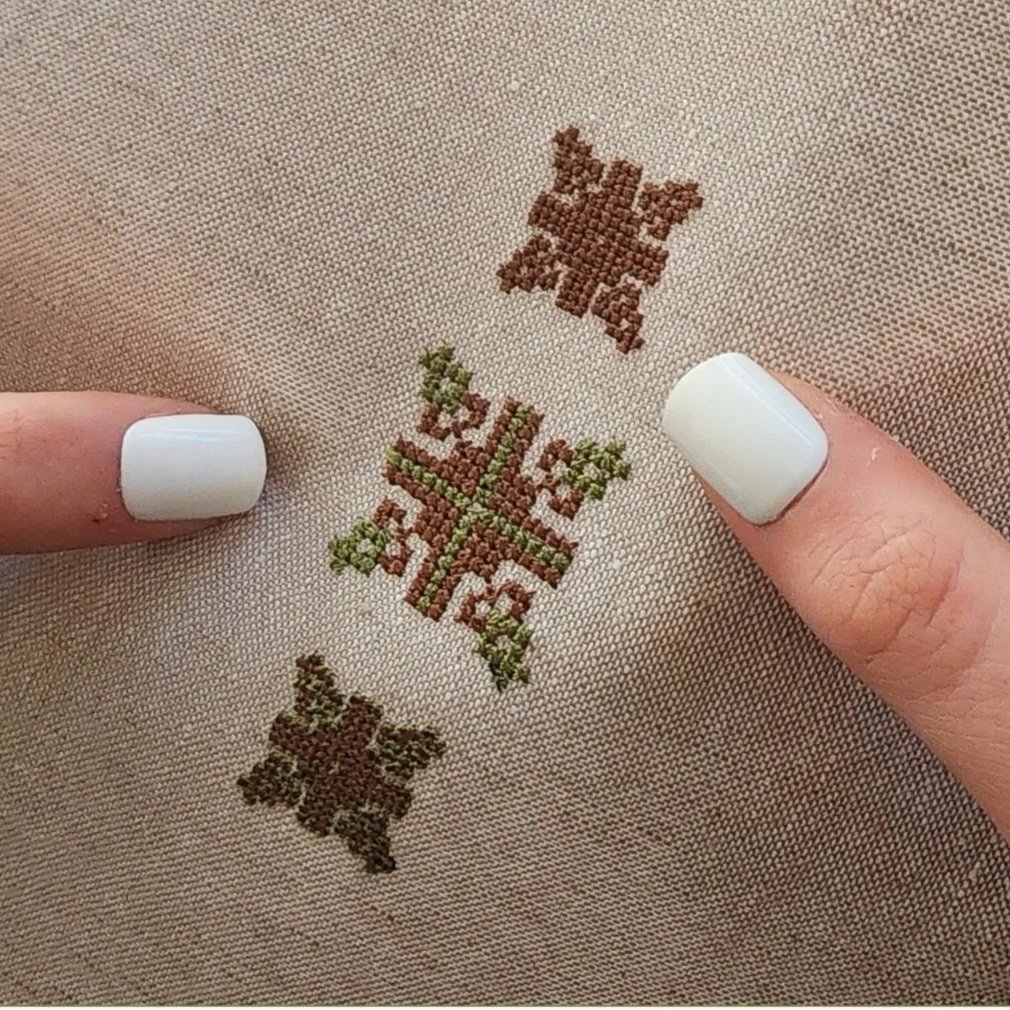CLARITY - Machine Embroidery Design