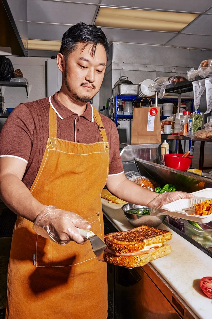 2443-24c-0624_DD-Mx_LazyDaisy_Kitchen_Cooking_0873-Web.jpg