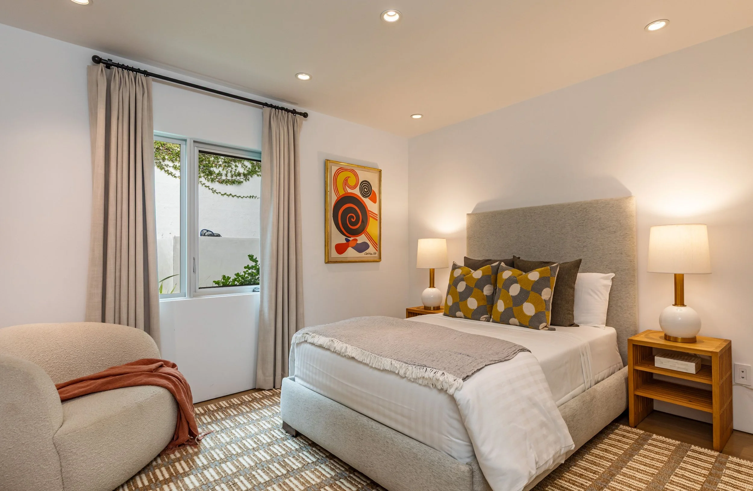 18 1667RisingGlen070.jpg