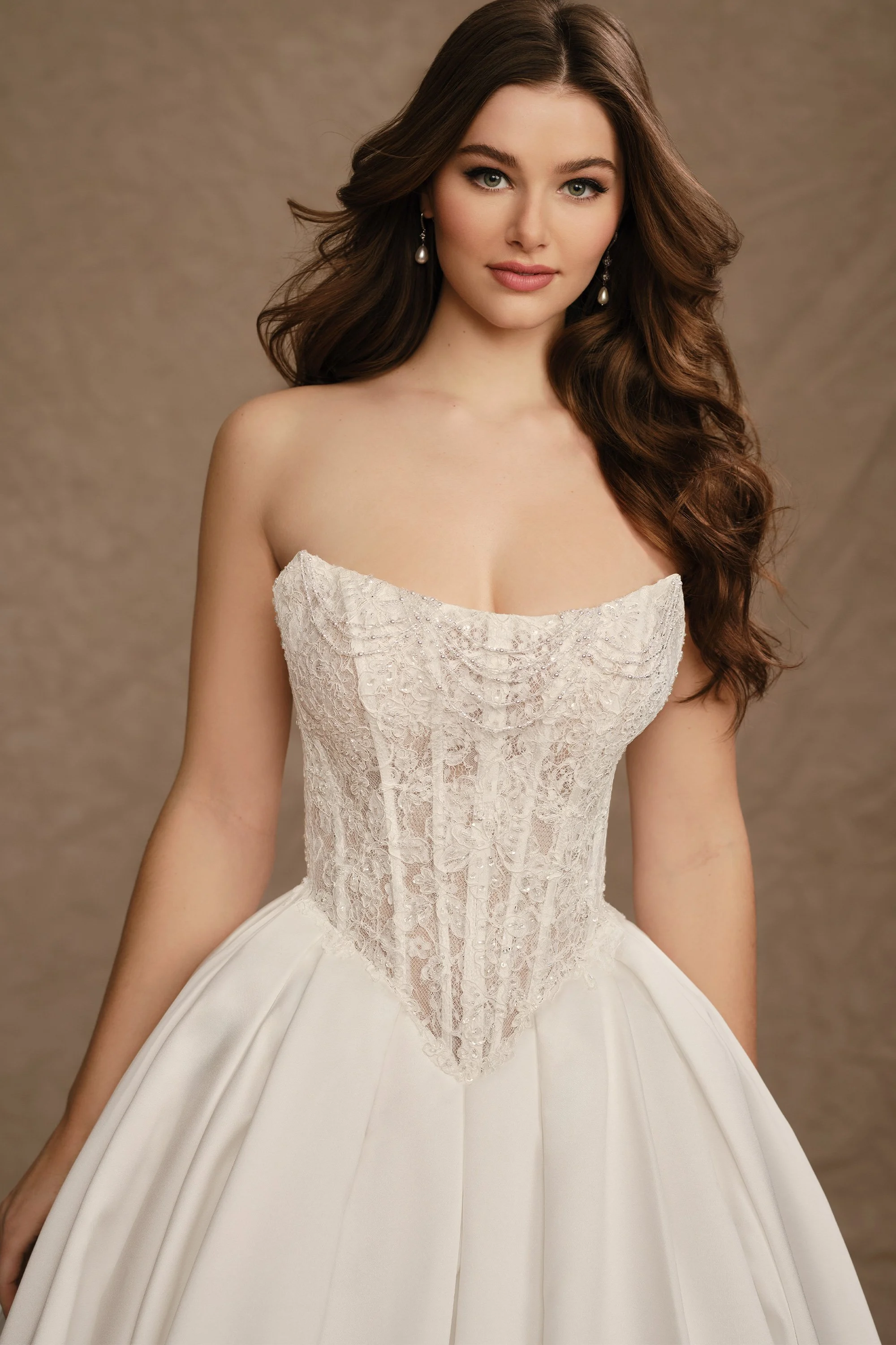 Martin_Thornberg-MT4017-diamond-white-c