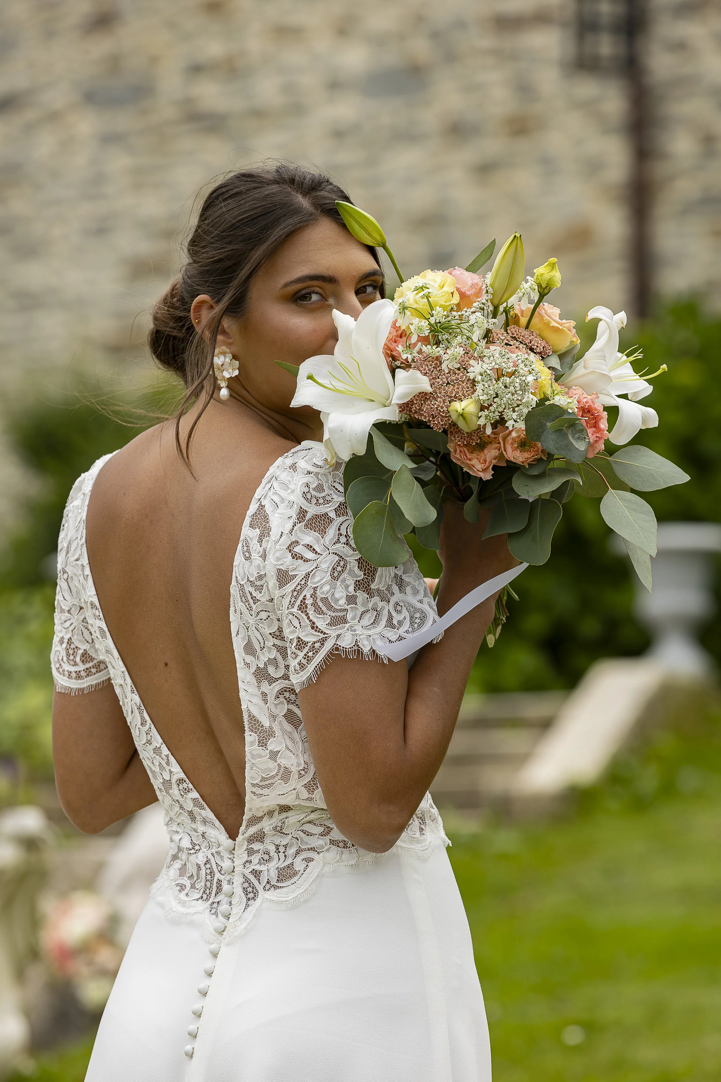 Mise en beauté mariée, teint frais et regard sublimé en ille et vilaine
