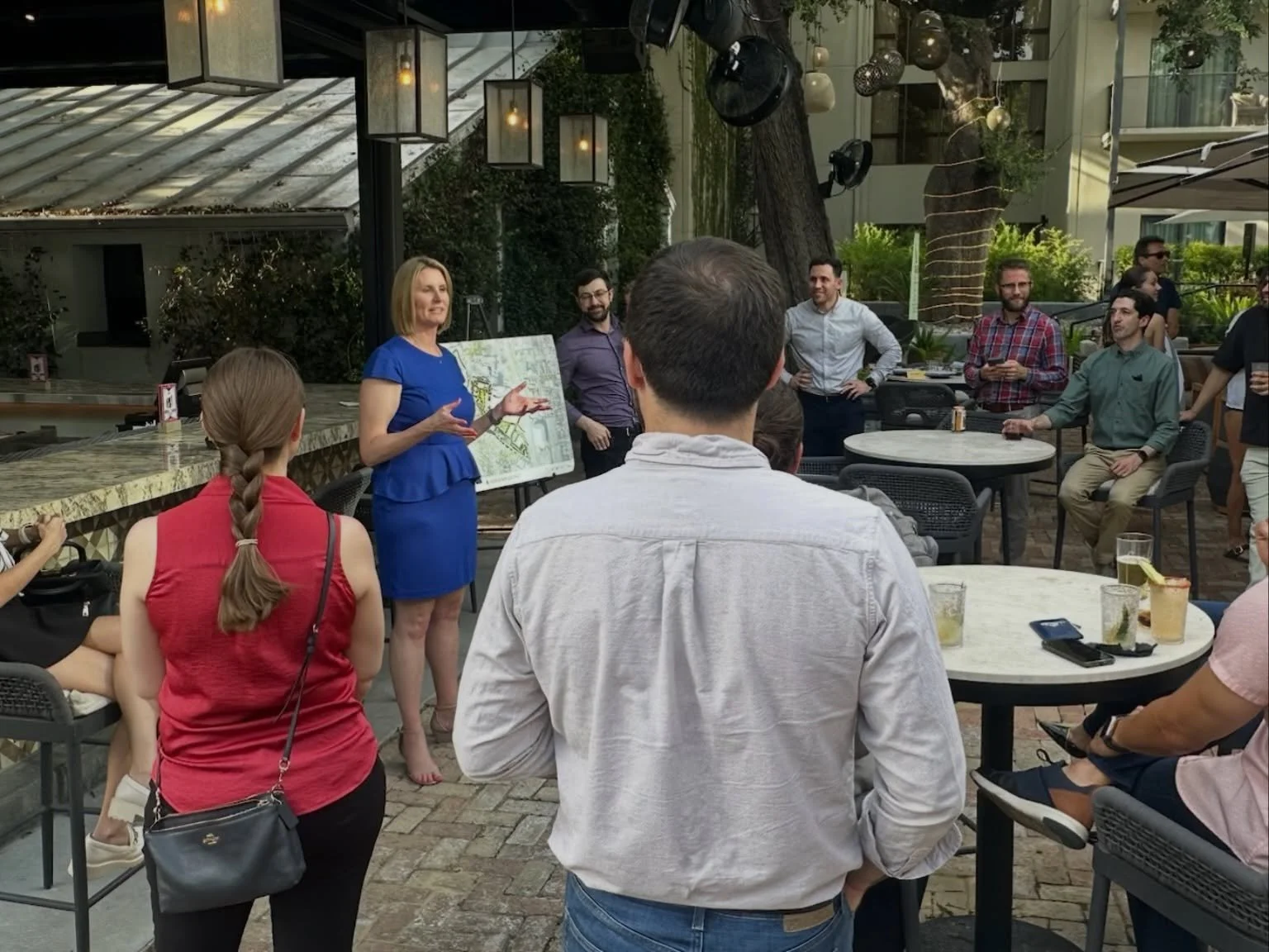 They say great economists think about the long run. Consider this our long-run recap post. 📈
.
Our last month member mixer with Hemisfair CEO Melissa Robinson was a fantastic evening of networking, insight, and great company at the Anaqua Garden Bar