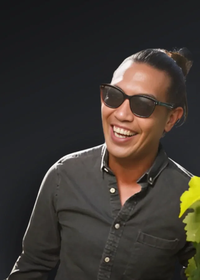 Picture of Eric Bass, owner of Eric Bass Designs.