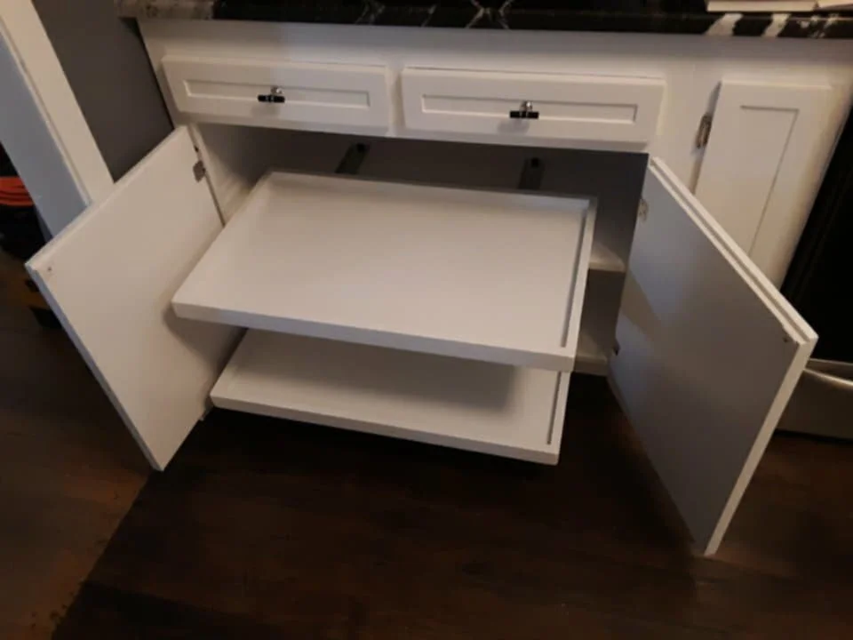 Custom sliding cabinet shelving