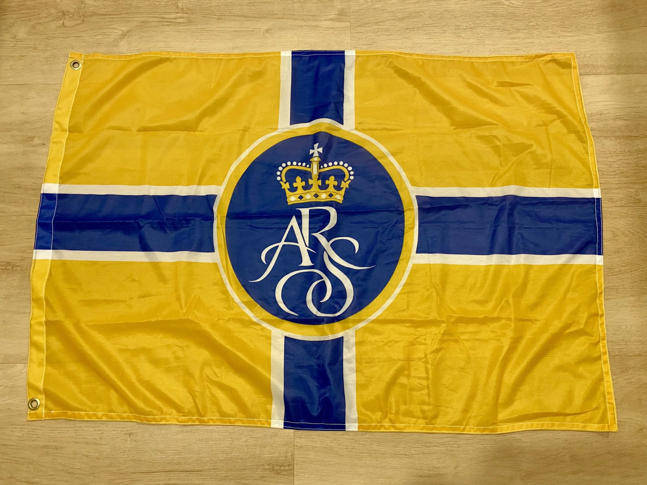 Royalist Flag — 90 × 60 cm