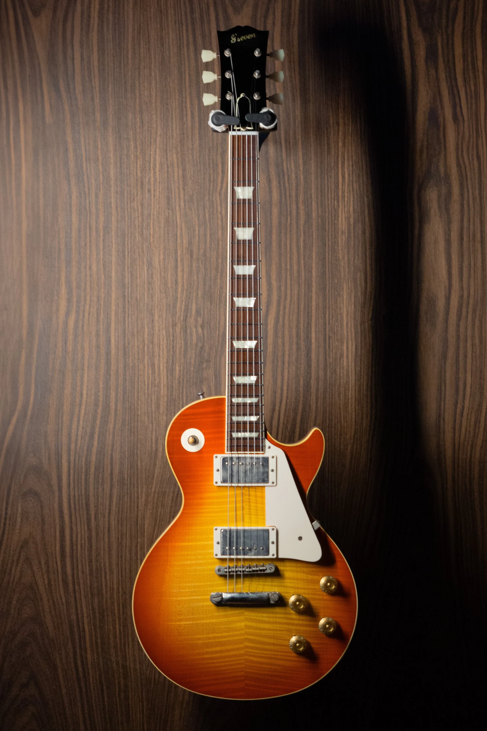 g7-LPS9 "Cherry Burst" Half Vintage