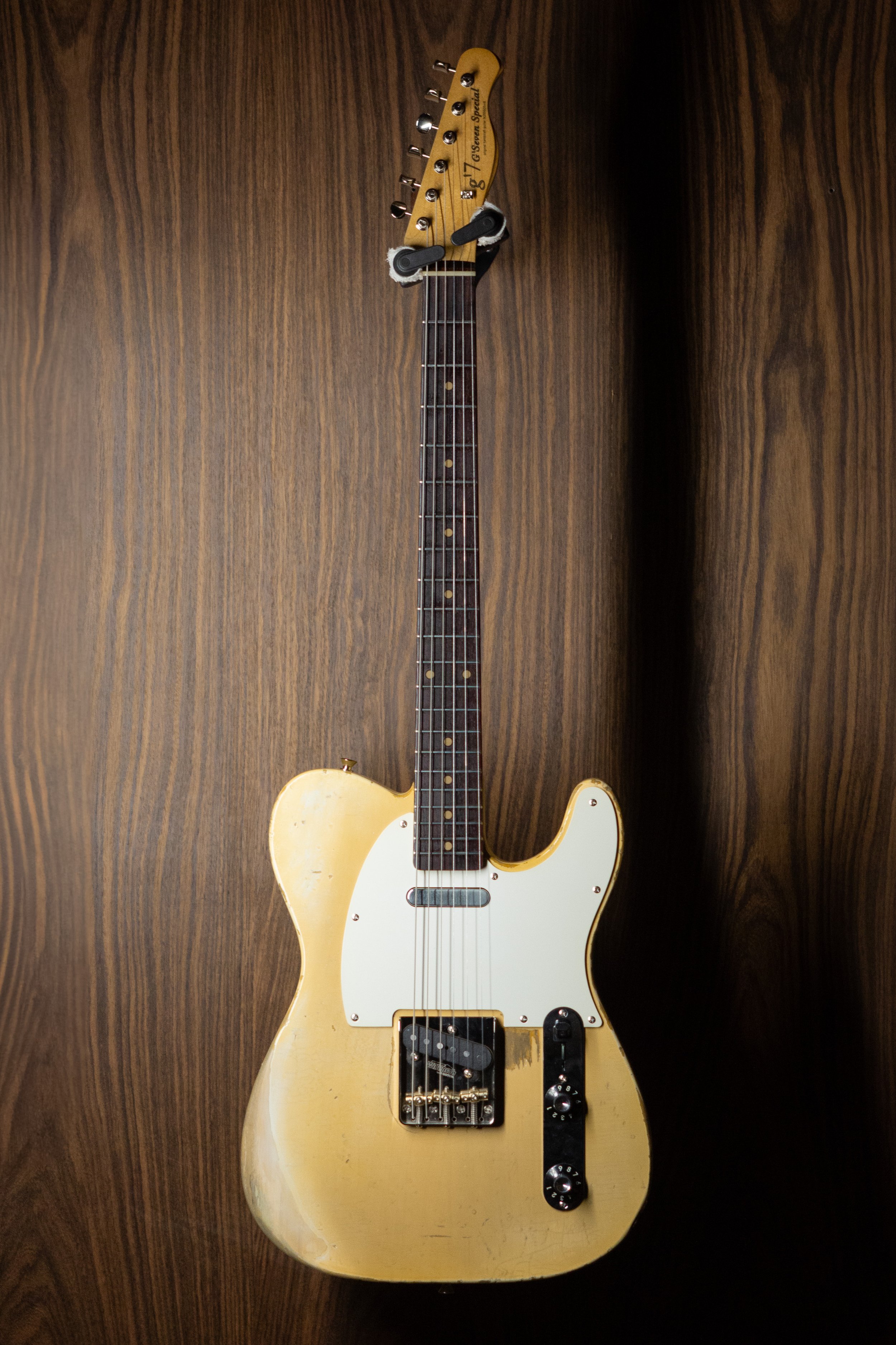 g7-TL "Blonde" Standard Aged