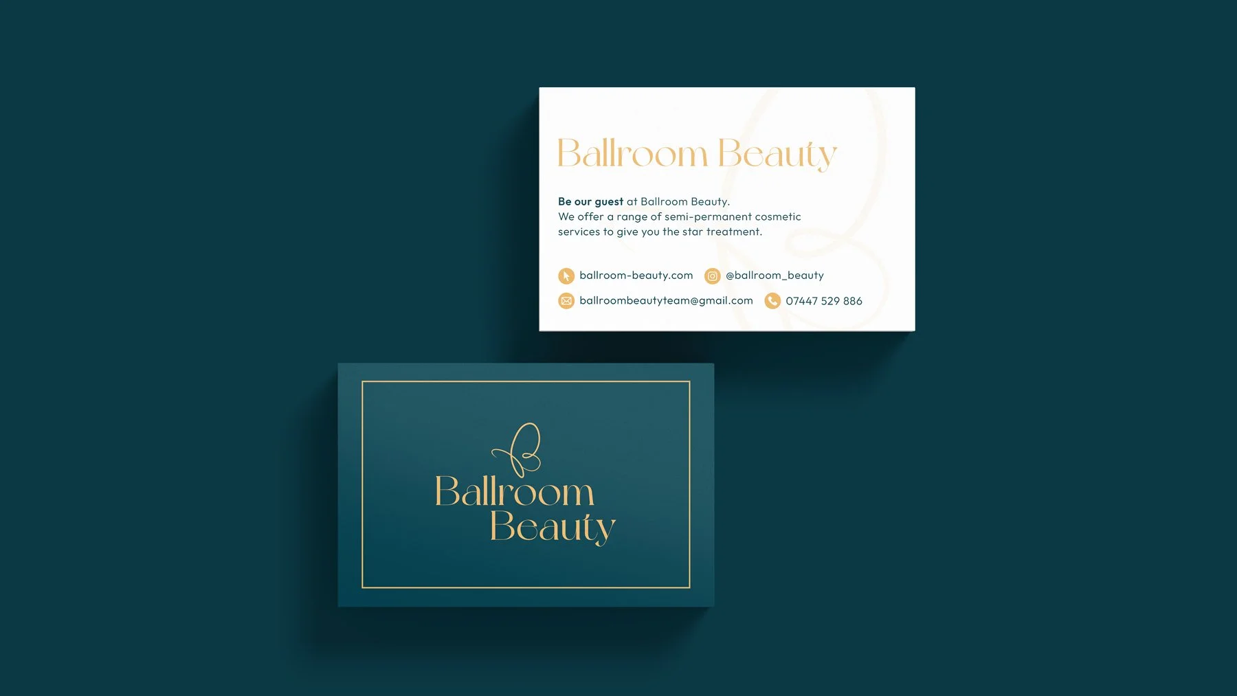 Business-card-designed-for-beautician-brand-by-Toy-Creative.jpg
