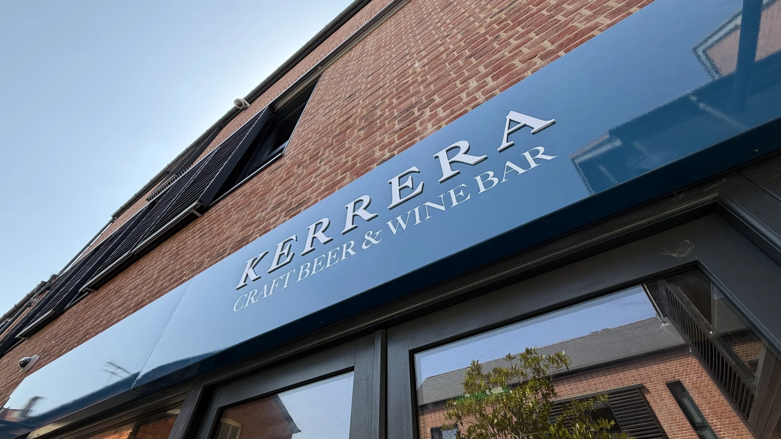 Full frontage: Kerrera Craft Beer and Wine Bar shopfront signage in Henley-on-Thames
