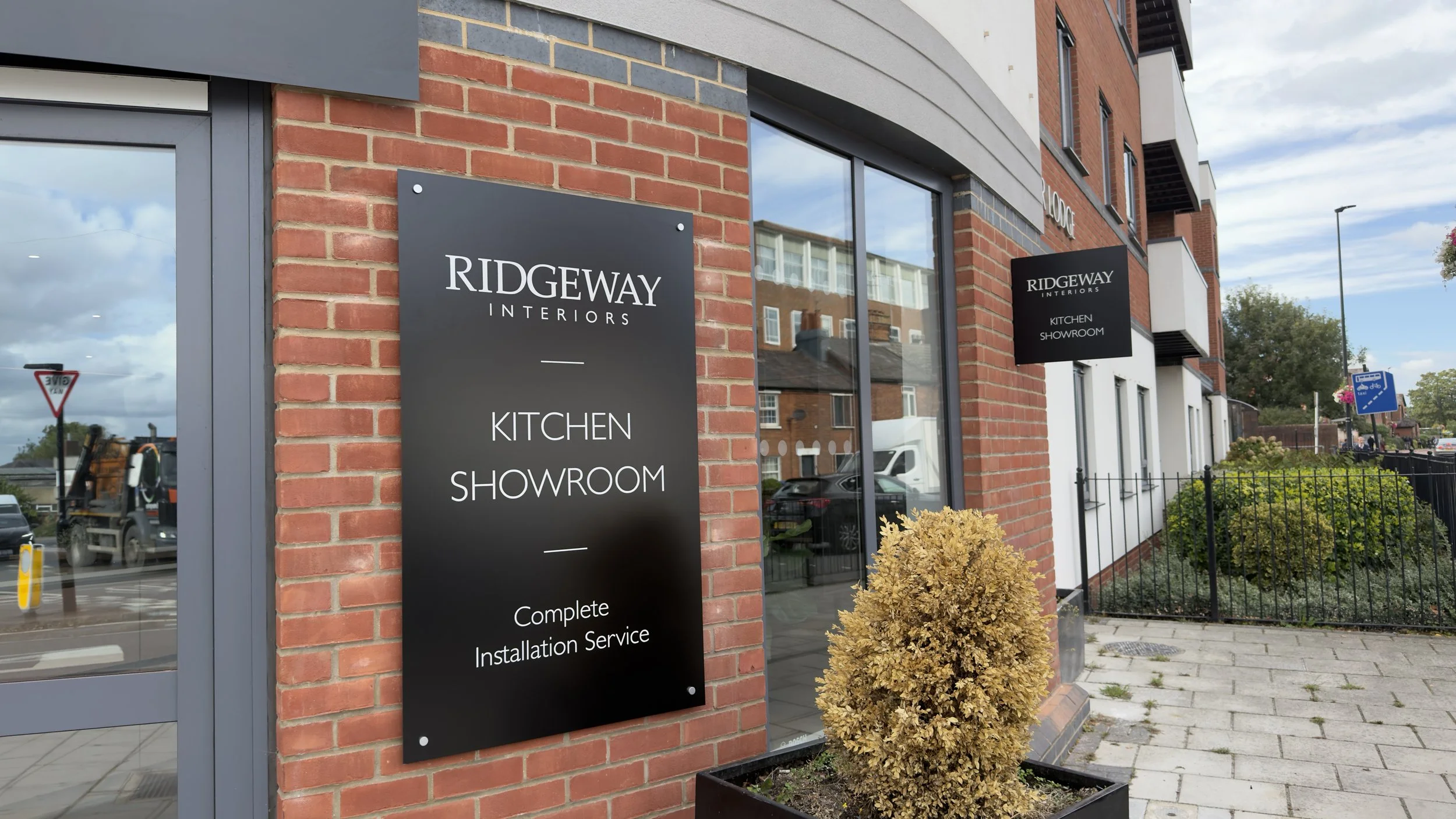 New Ridgeway Interiors exterior tray sign and projecting shopfront signage in Buckinghamshire.jpeg